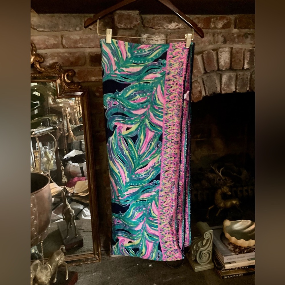Lilly Pulitzer Vibrant Tropical Print Infinity Scarf Resort Luxury Vintage EUC - Picture 11 of 14